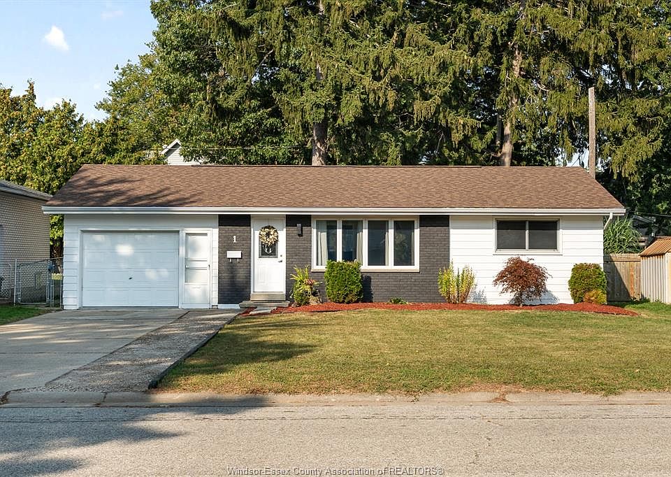 1st image of 1 Longfield Ln