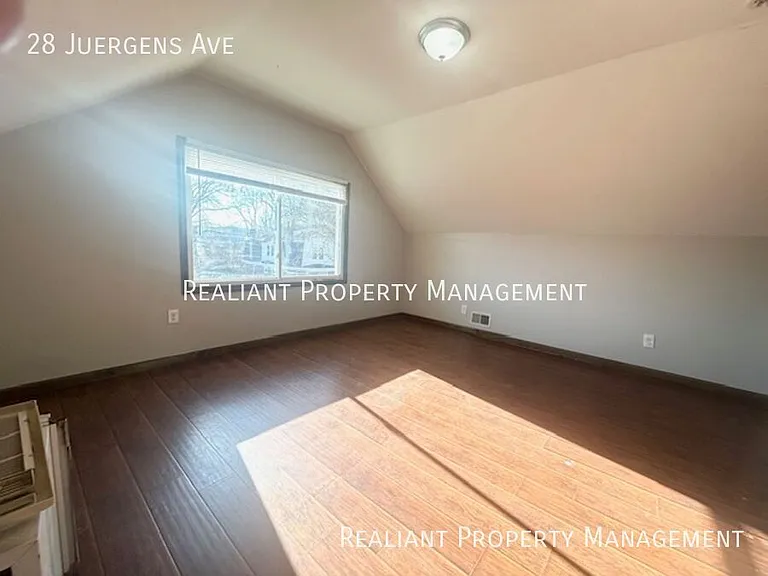28 Juergens Ave — Photo 44