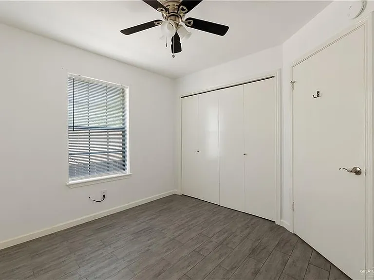 901 Galveston Ave #C — Photo 10