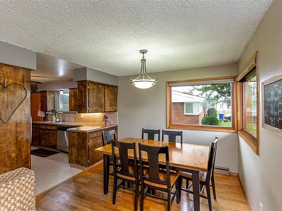 4th image of 8402 E Nora Ave