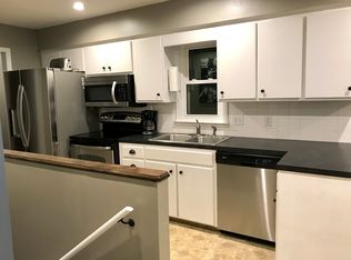 11026 Olin Ave, Omaha, NE 68144