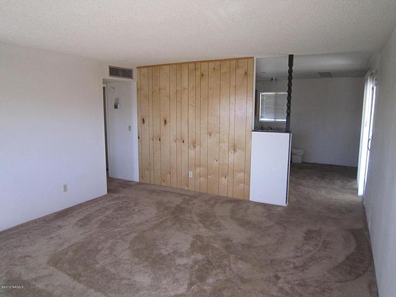 3rd image of 17580 S La Canada Dr