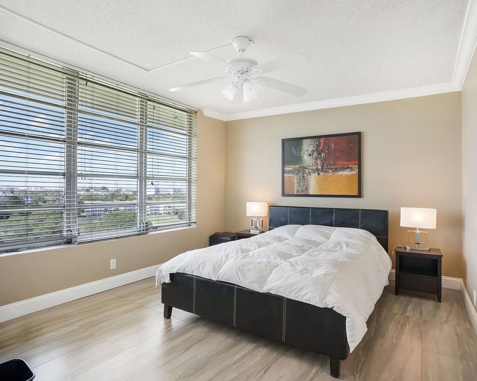 2671 S Course Drive #907, photo 5