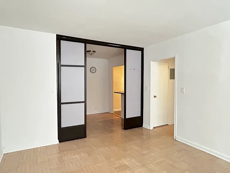77 W 55th St #6G — Photo 5