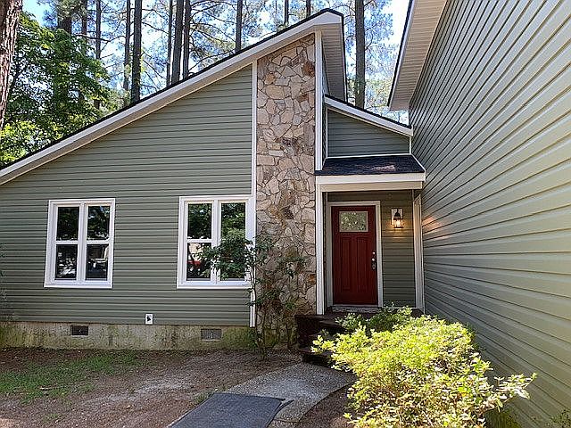 1st image of 636 Dowfield Dr