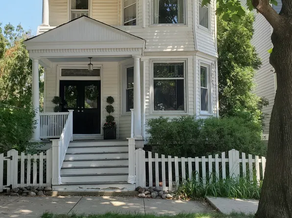 2617 N Bosworth Ave #1, Chicago, IL 60614