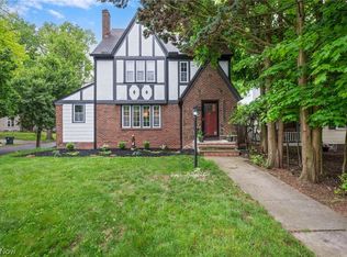 3364 Euclid Heights Blvd, Cleveland Heights, OH 44118