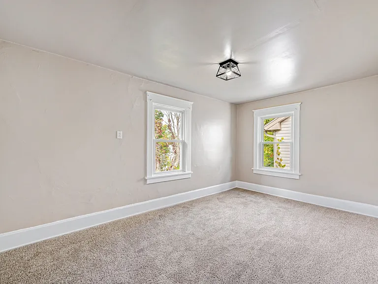 1120 Wade St — Photo 11