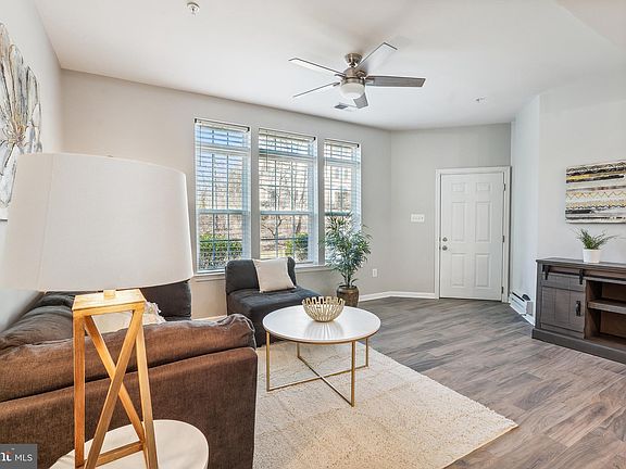 4th image of 7386 Brunson Cir #5A