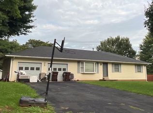 1255 McCroskey Dr, Mt Sterling, KY 40353