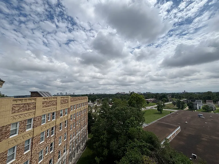 Homer G. Phillips Senior Apartments — Photo 10
