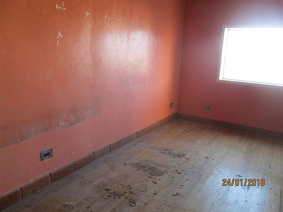 2nd image of 533 Juanita St