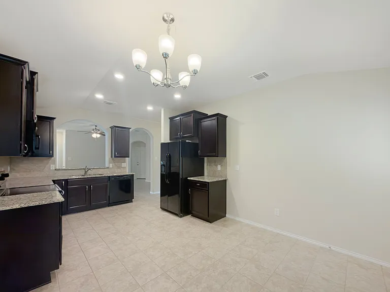 5334 Cicero Dr — Photo 7