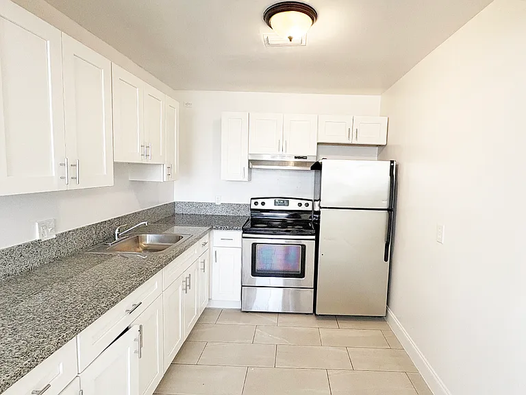 1331 S Federal Hwy #4 — Photo 15