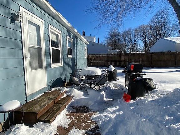 2nd image of 1839 W 37th St