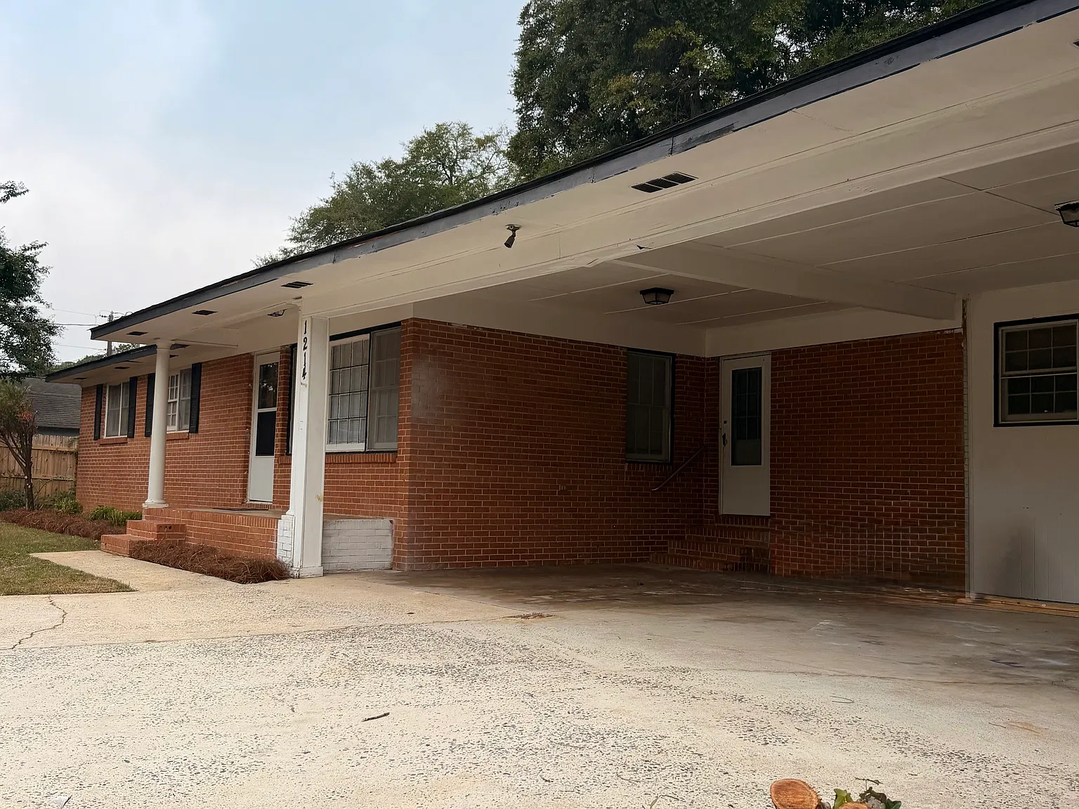3 bed, 1878 sqft, $1,850 — Photo 3