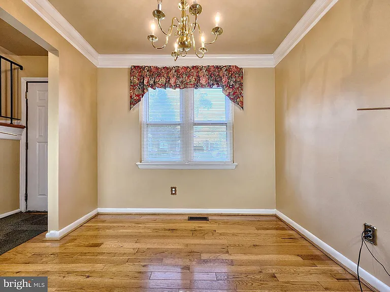 8245 Wycliffe Ct — Photo 13