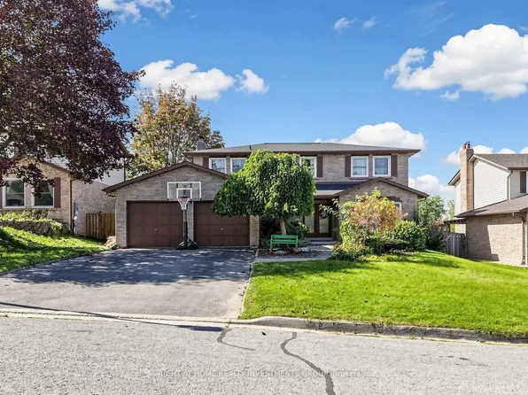 86 Burling Pl, Newmarket, ON L3Y 5W4