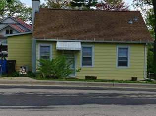 5804 Roosevelt St, Middleton, WI 53562