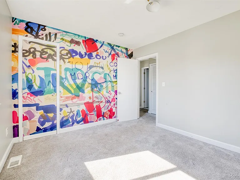 10094 Elizabeth Lake Rd — Photo 19