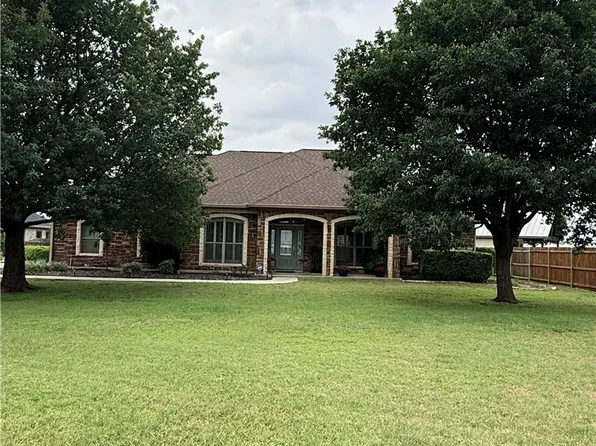 256 Kimbrough Rd, Seguin, TX 78155