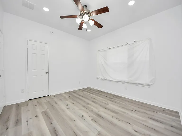 7330 Jacobs Well Dr — Photo 7