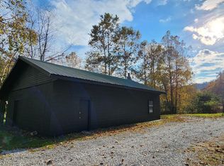 1555 Stinking Creek Rd, La Follette, TN 37766