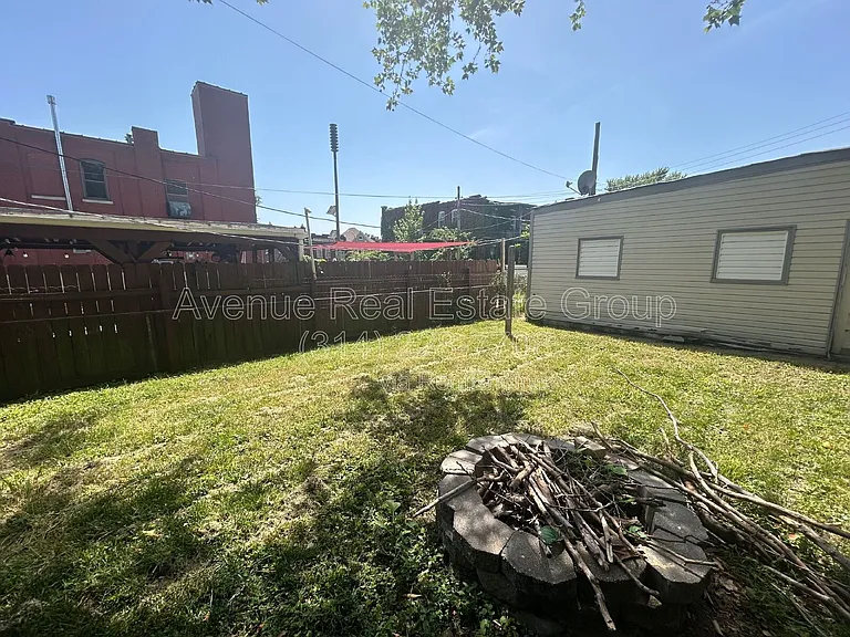 4415 S Compton Ave #1F — Photo 13