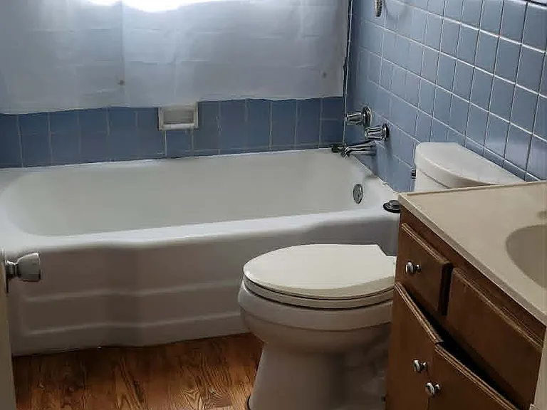 260 E Coe Dr — Photo 6