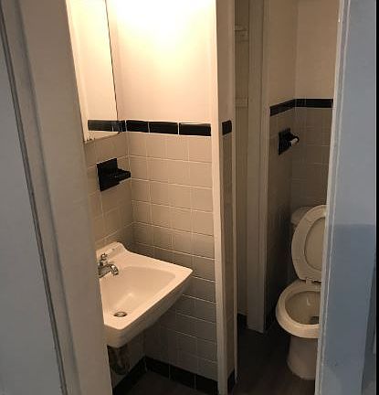 4th image of 894 14th Ave N #5