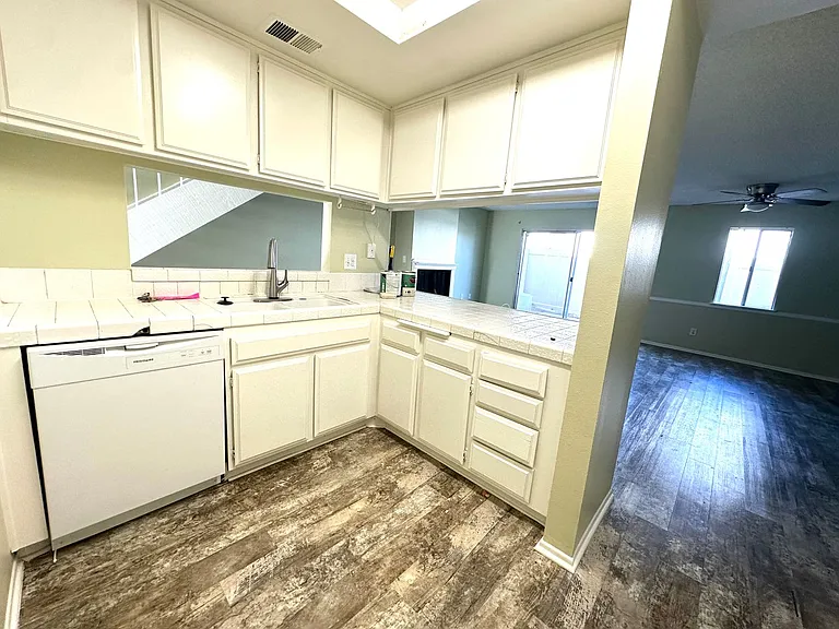1170 Mohave Dr — Photo 10