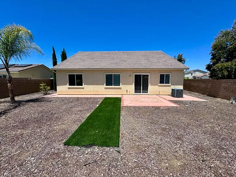 34726 Yellow Root St — Photo 48