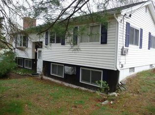 525 Fairfield St, Manchester, NH 03104