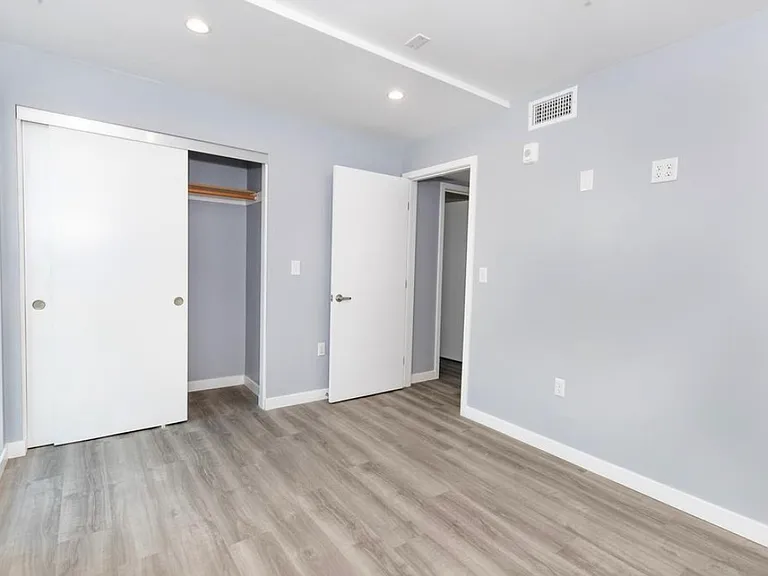 4302 Elizabeth St #22 — Photo 7