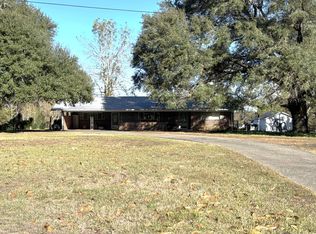 761 Petty Rd, Many, LA 71449