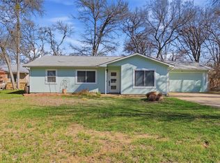 250 E Keanahalululu Ln, Bastrop, TX 78602