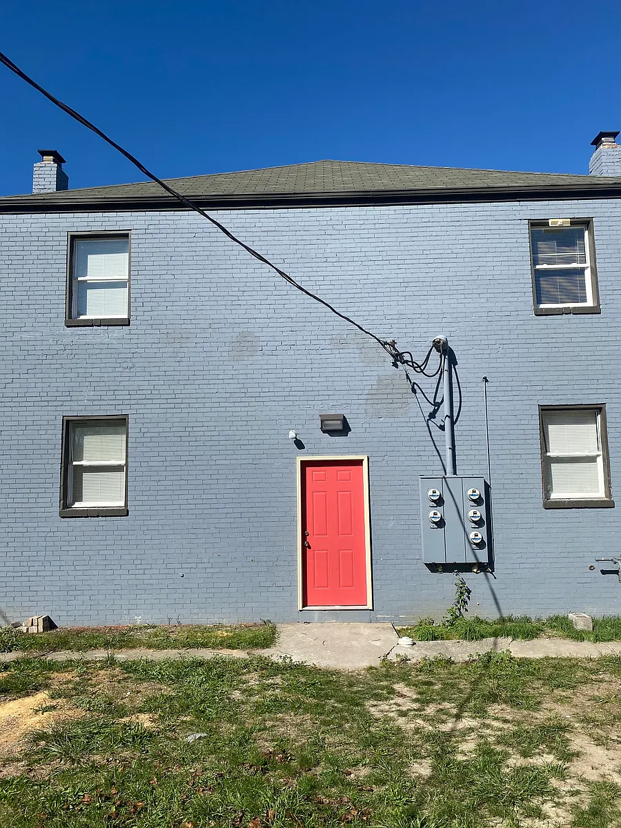 Building Photo - 2949 Sullivant Ave #A-B