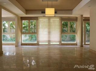 5 Calle Petunia, San Juan, PR 00927
