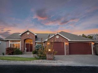 5055 S Hillcrest Ln, Veradale, WA 99037