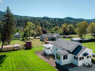 55101 SW Cherry Grove Dr, Gaston, OR 97119
