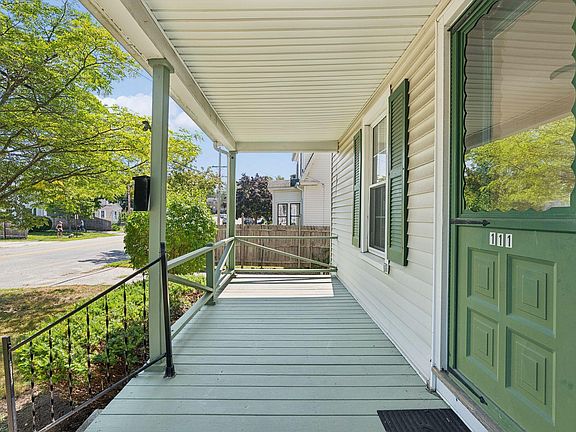 4th image of 111 Mussey Street