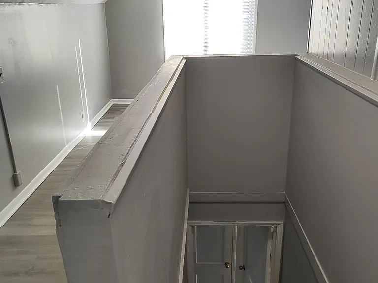 19345 Plainview Ave — Photo 15