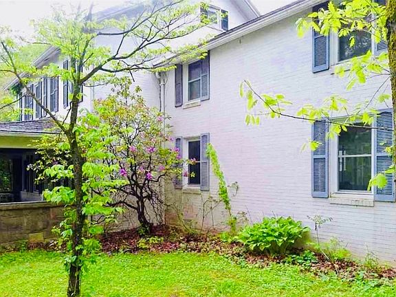 2nd image of 274 Charlies Rd