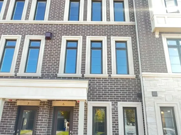 2123 Lillykin St Unit 6, Oakville, ON L6H 0J7