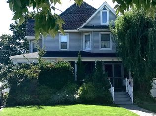 417 Southside Ave, Freeport, NY 11520