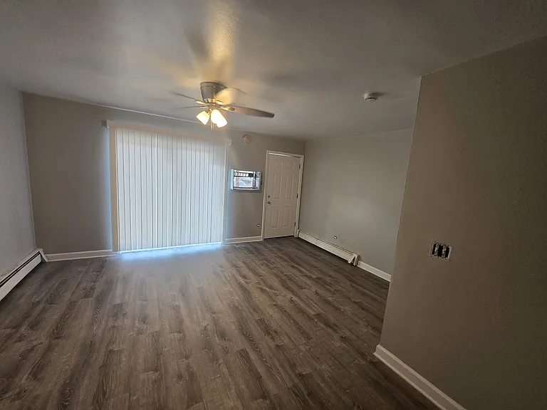3034 Chicago Rd #4 — Photo 4