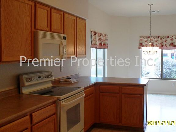 5th image of 154 E Calle Puente Lindo
