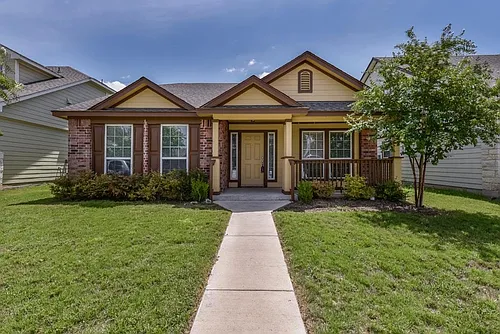 18401 NE Friendship Hill Dr Photo 1 18401 NE Friendship Hill Dr Photo 1