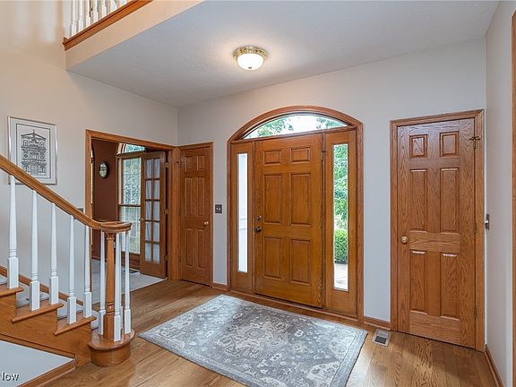 4th image of 314 Oakview Cir