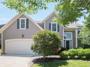 5317 Brownridge Dr, Shawnee, KS 66218